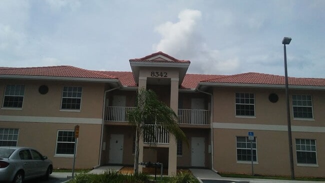 Building Photo - 8342 Bernwood Cove Loop
