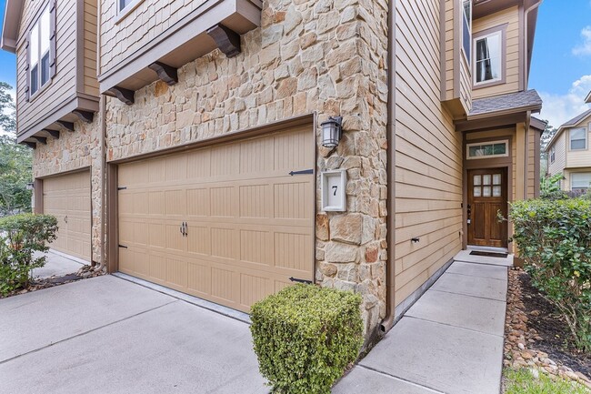 Photo - 7 Cheswood Manor Court