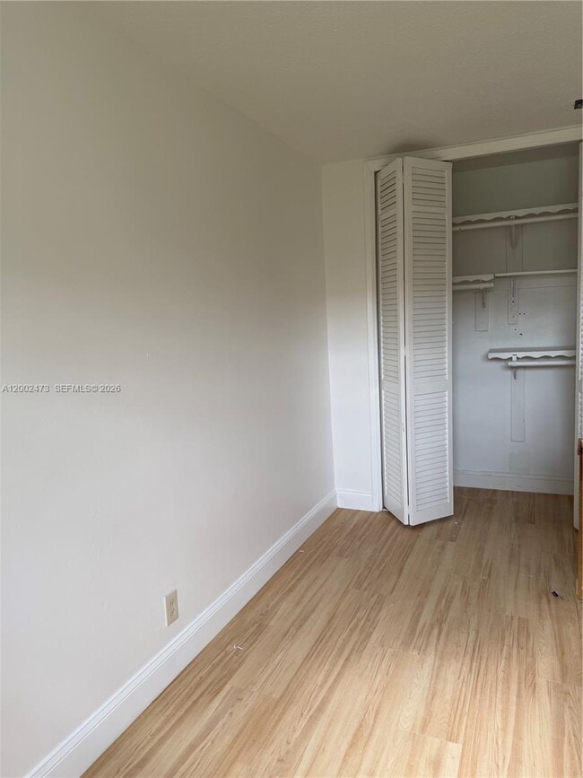 Photo - 700 Layne Blvd Unit 115