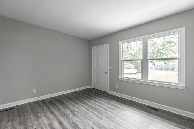 Photo - 5107 Sunbeam Ave Unit A