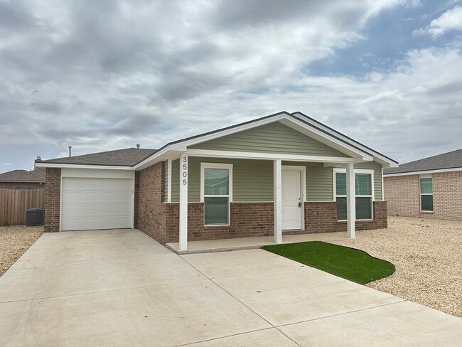 Building Photo - Available August 29th! Rental
