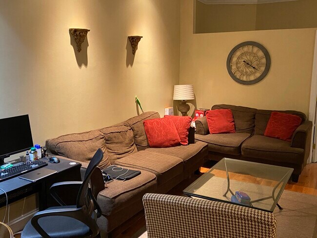 Photo - 48 Hereford St Condo Unit GF