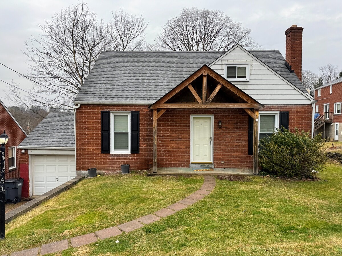 Photo - 305 Phillips Dr House