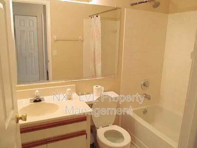 Photo - 17364 Sabrina Cir
