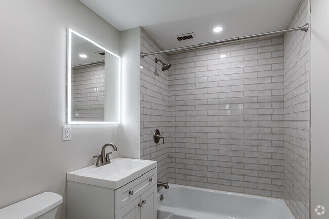 1BR, 1BA - Bathroom