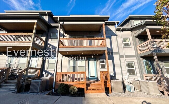 Building Photo - 220 Croleywood Ln