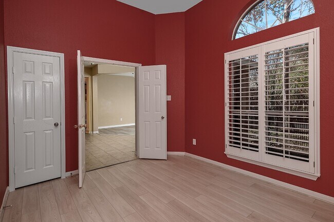 Photo - 78 E Foxbriar Forest Cir