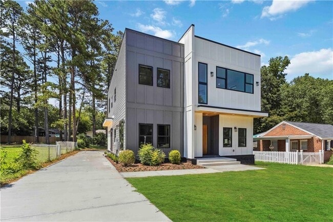 Photo - 1554 Columbia Cir