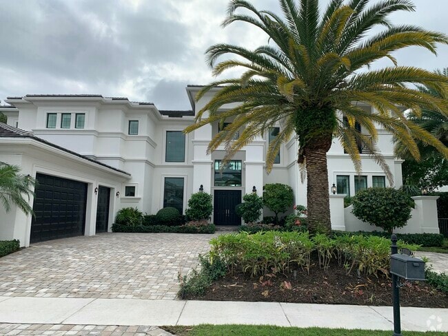 Building Photo - 2704 NW 75th St Rental
