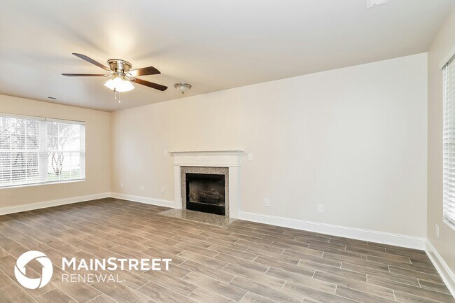 Photo - 1901 Savannas Run Dr