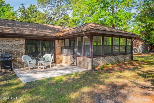 Photo - 37 Calabash Dr