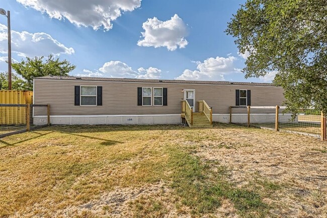 517 Crossroads Dr