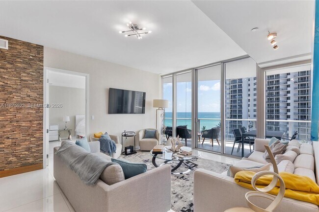 Building Photo - 17475 Collins Ave Unit 503