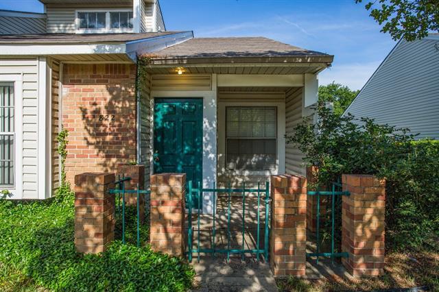 Photo - 822 Creekside Dr