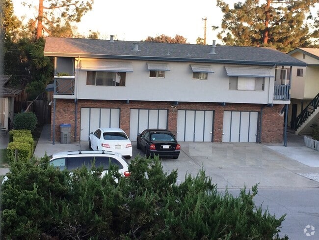 Building Photo - 568 Hazel Dell Way Unit 2 Rental
