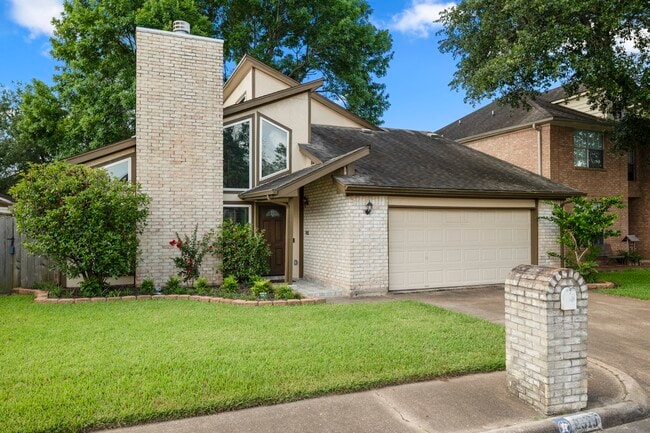 Photo - 2919 Lakeview Dr