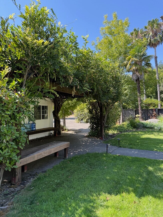 Photo - 7759 St Helena Hwy