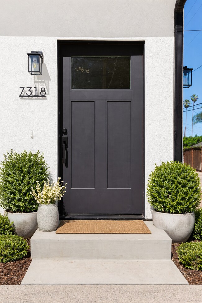 Entrance - 7314 Fallbrook Ave