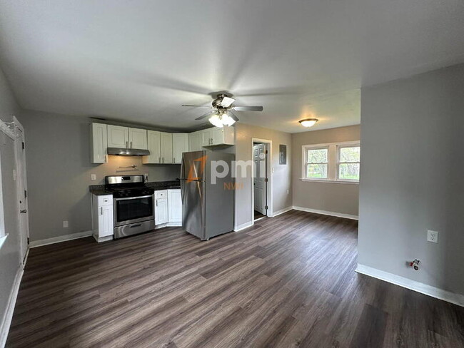 Photo - 5030 W Ridge Rd Unidad Apt 2