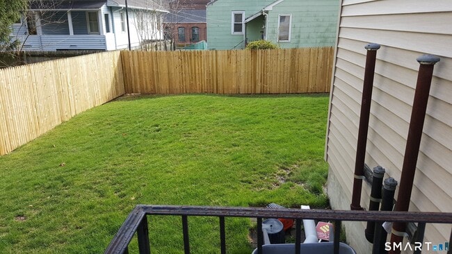 Photo - 71 1/2 Park Ave Unit B