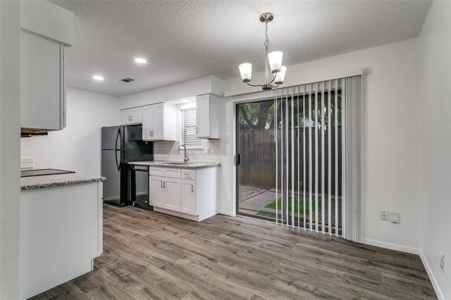 Photo - 620 Ridgeline Dr