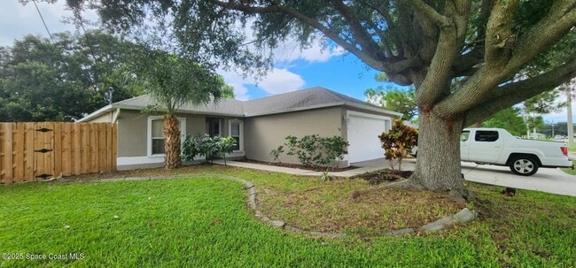 Building Photo - 5540 Fay Blvd Rental