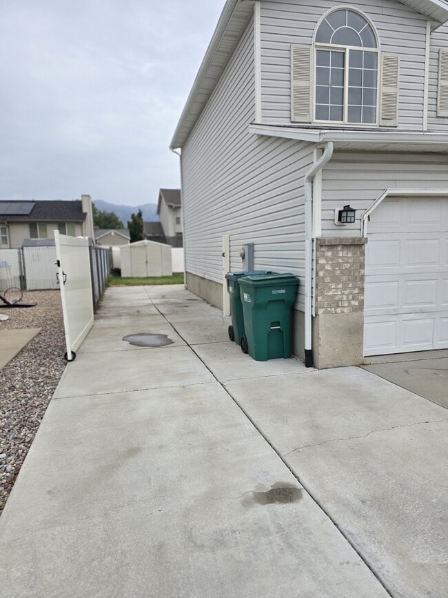 Photo - 1134 N 2525 W