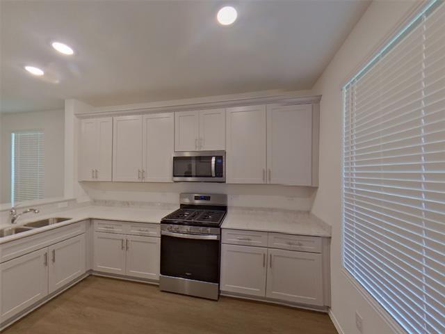 Photo - 2415 Carlow Ln