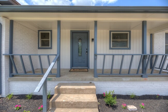 Photo - 2508 S Irvington Ave