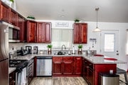 2BR, 2BA - 1074 SF