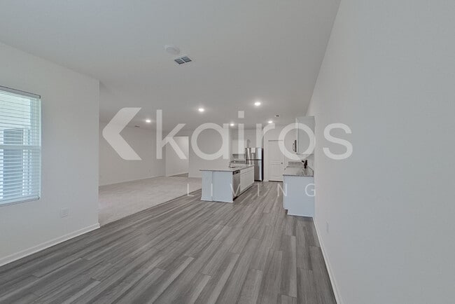 Photo - 631 Castillo Dr