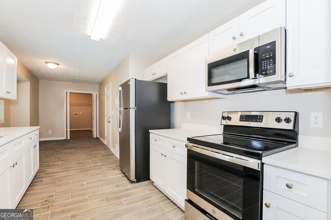 Photo - 3355 Luxembourg Cir