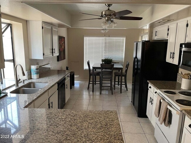 Photo - 802 W Plata Ave