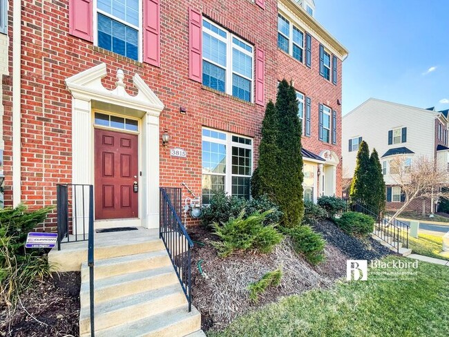 Photo - 3815 Hansberry Ct NE