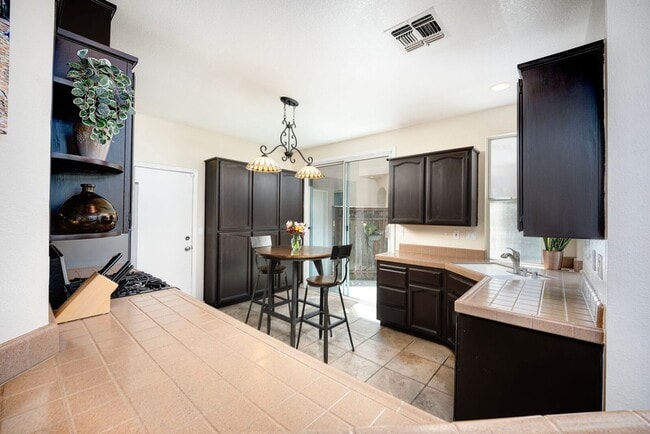 Photo - 213 Pacific Oak Ct