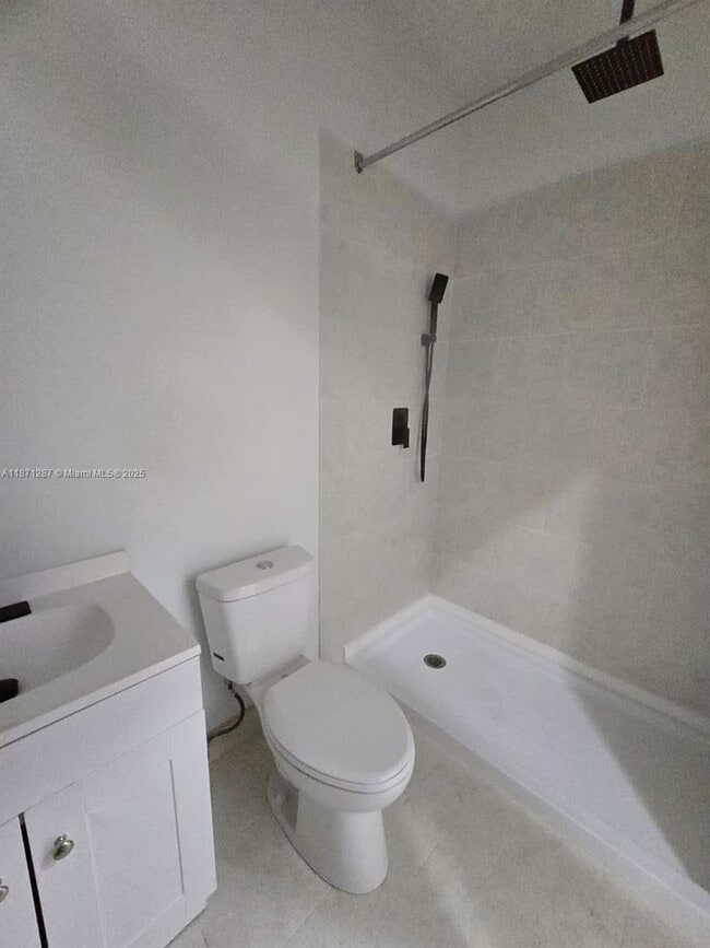 Photo - 13137 SW 284th St Unit B