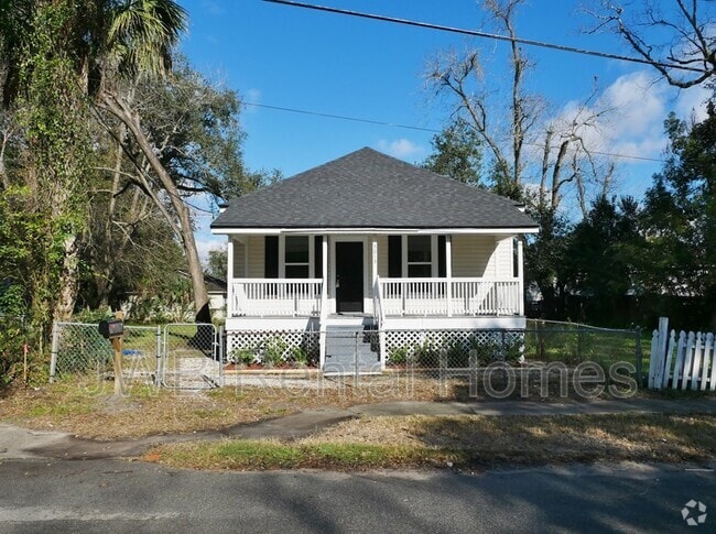 Building Photo - 3013 Dignan St Rental
