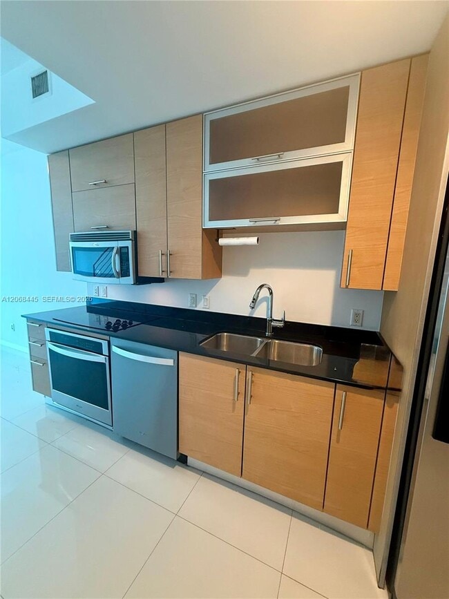 Photo - 60 SW 13th St Unit 1618