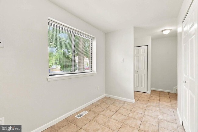 Building Photo - 7138 Talisman Ln