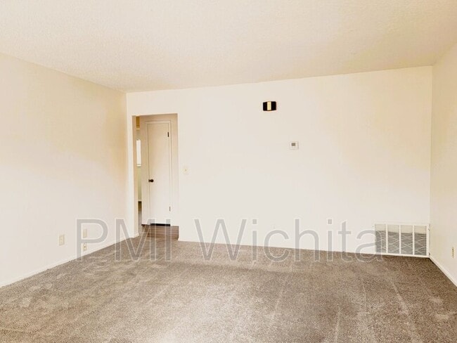 Photo - 1508 W Esthner Ave