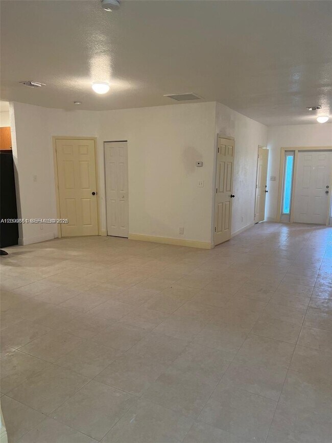 Photo - 2637 NW 9th Ct