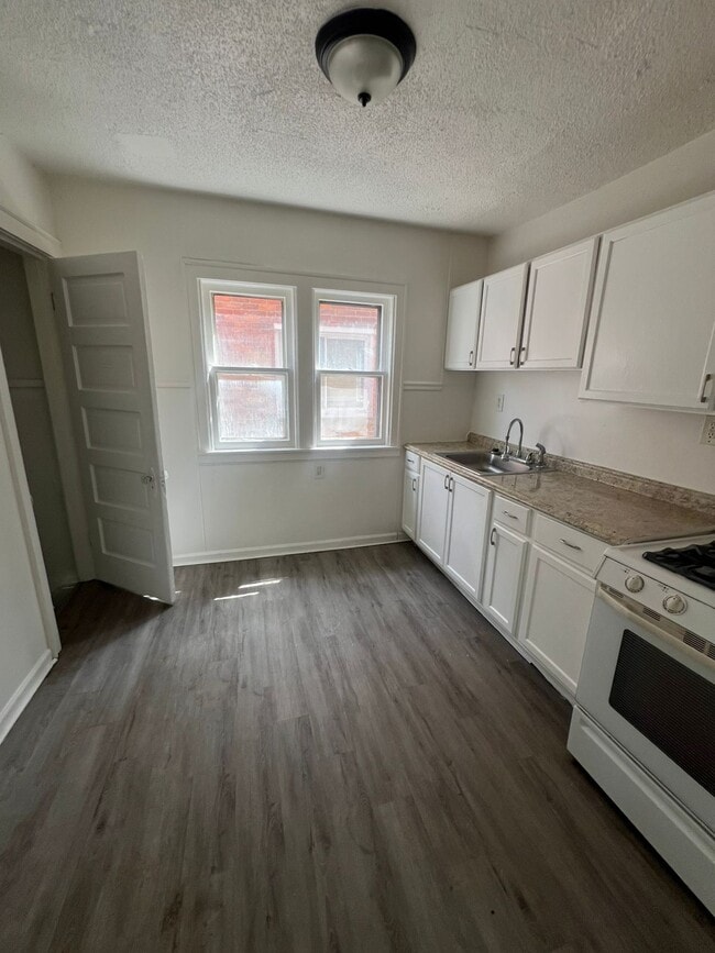 Photo - 14893 Prest St