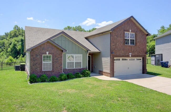 Photo - Sharp 3 bed 2 Bath Close To Ft Campbell