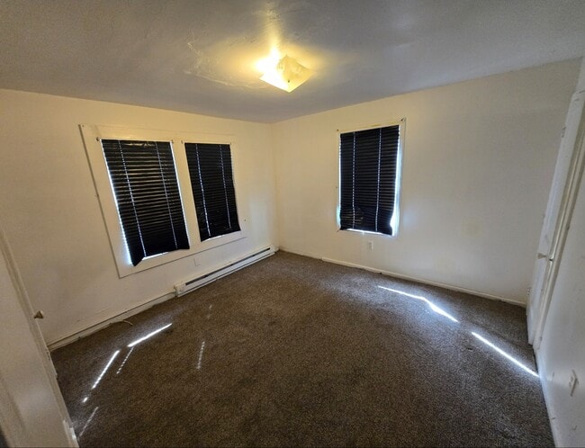 Photo - 7 Kenyon St Unit 2 bedroom, 1 bath