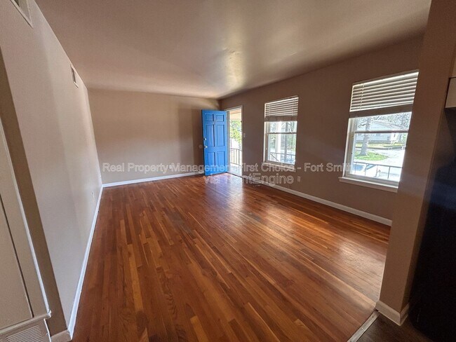 Photo - 2301 S V St Unit 7