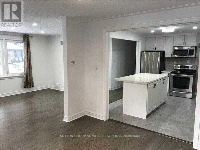 Photo - 2 Sevenoaks Ave