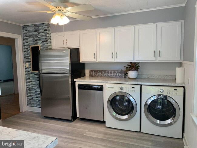 Photo - 1009 Tyler Ave