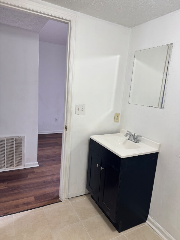 Photo - 1003 Whipporwill Dr Unit A