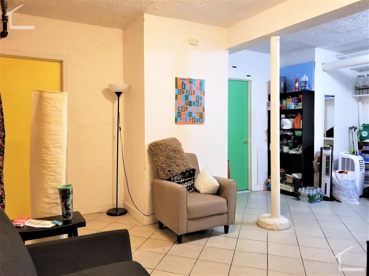 Photo - Large 4 bedroom