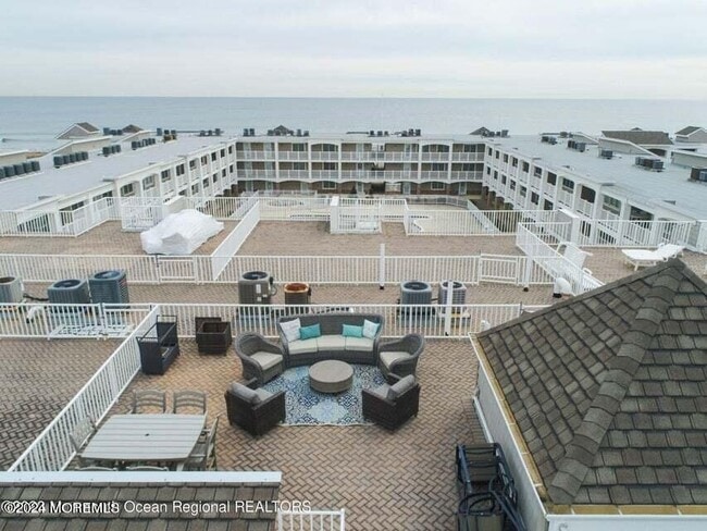 Photo - 438 NJ-35 Unit 5304